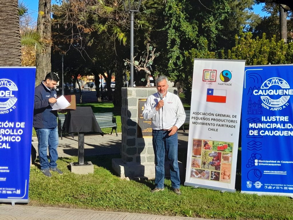 Comercio Justo en la Plaza de Armas de Cauquenes