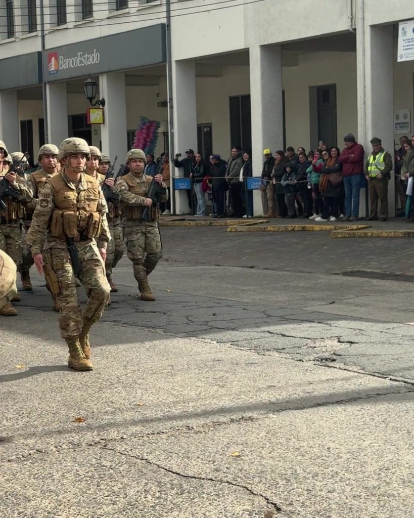Cámara de Comercio participa en acto cívico militar por los 284 años de Cauquenes