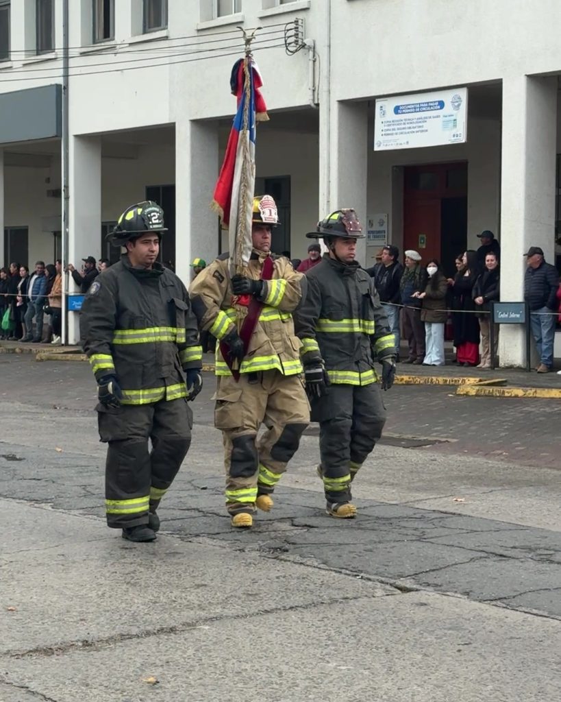 Cámara de Comercio participa en acto cívico militar por los 284 años de Cauquenes