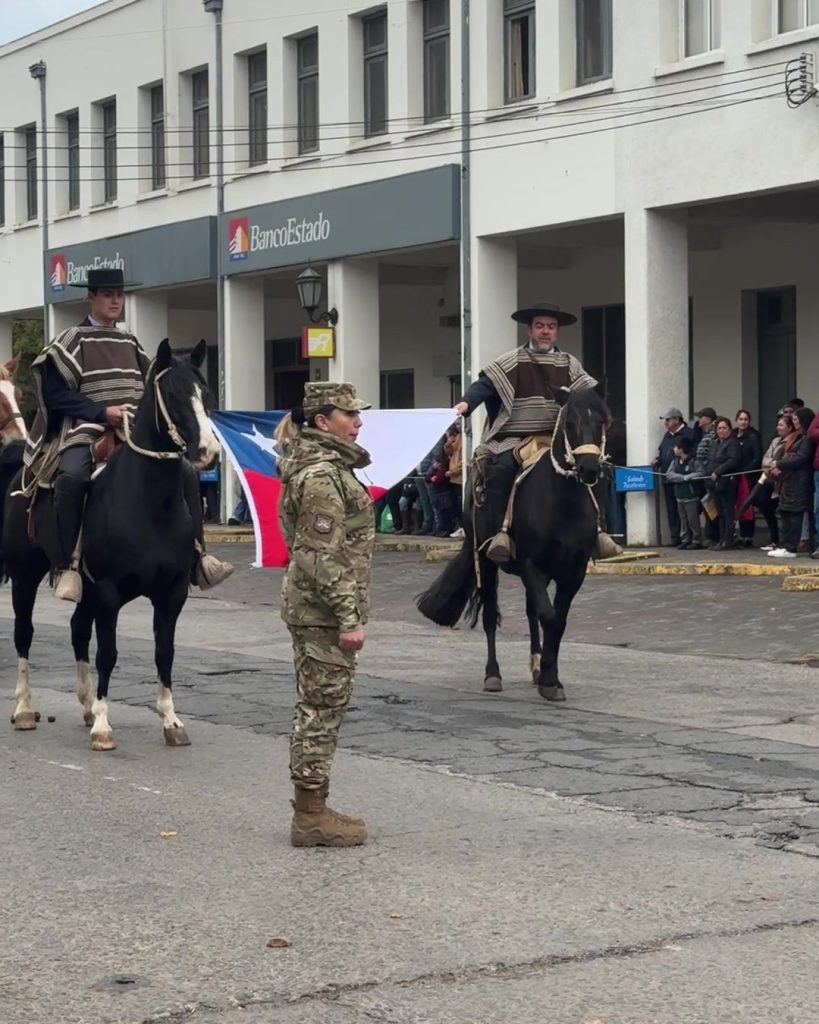 Cámara de Comercio participa en acto cívico militar por los 284 años de Cauquenes