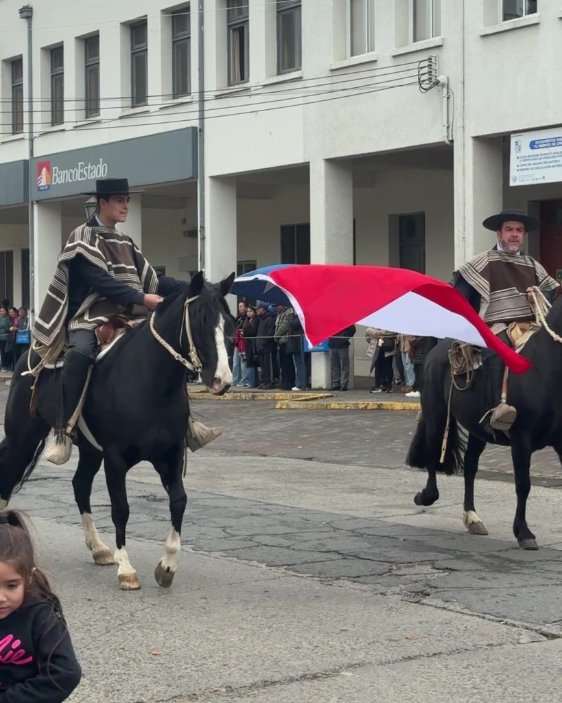 Cámara de Comercio participa en acto cívico militar por los 284 años de Cauquenes